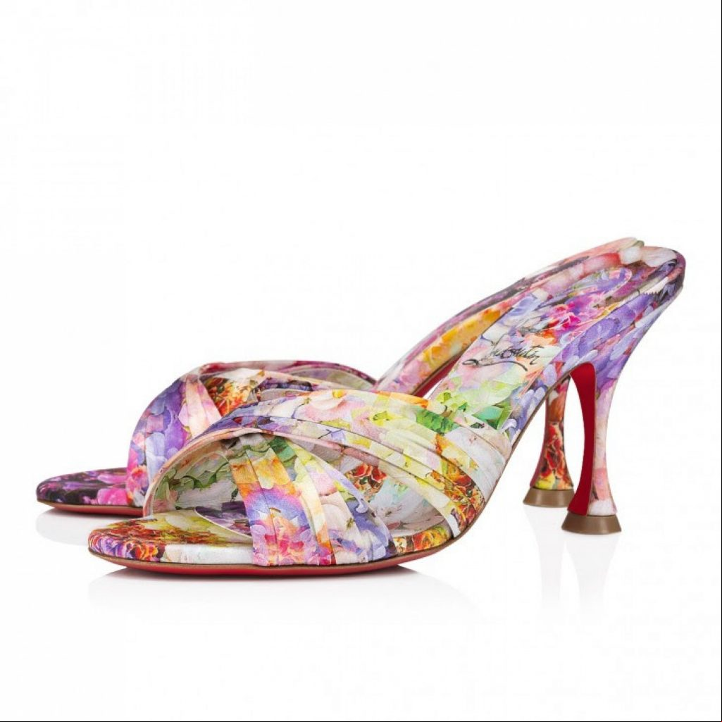 Christian Louboutin lança coleção cápsula Blooming