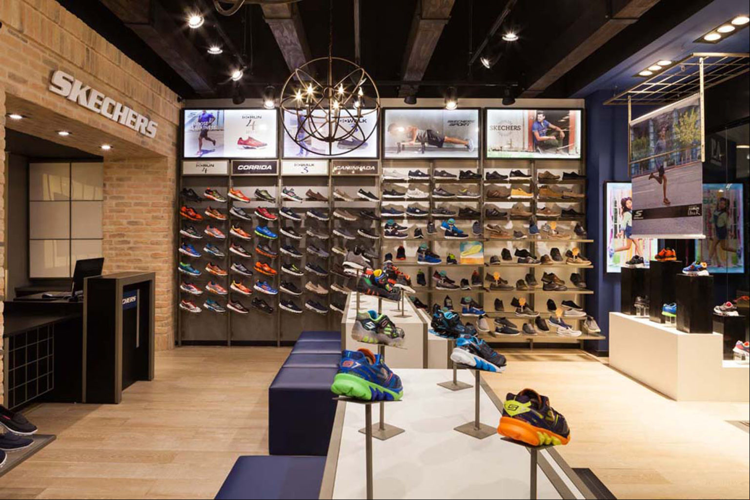 Foto de uma das lojas da Skechers no Brasil